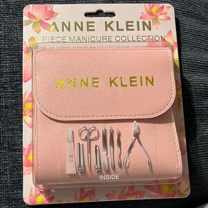 Anne Klein Pink Manicure Set